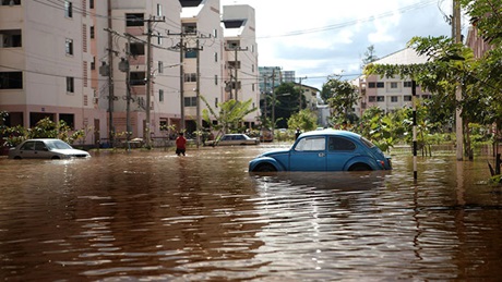 Magazine article aboutThe-Geneva-Association-Sovereign-Risk-Financing-and-Risk-Transfer-Schemes-A-critical-component-of-a-comprehensive-disaster-risk-management-strategy 